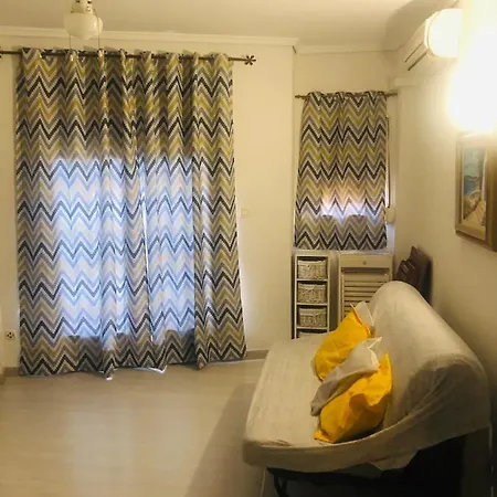 Bonito Estudio En Apartment